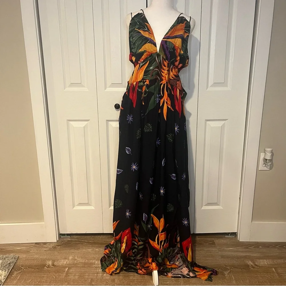 Fashion nova, NWT Key West, Tropical Print Maxi Dress with side cutouts,… - Picture 3 of 16